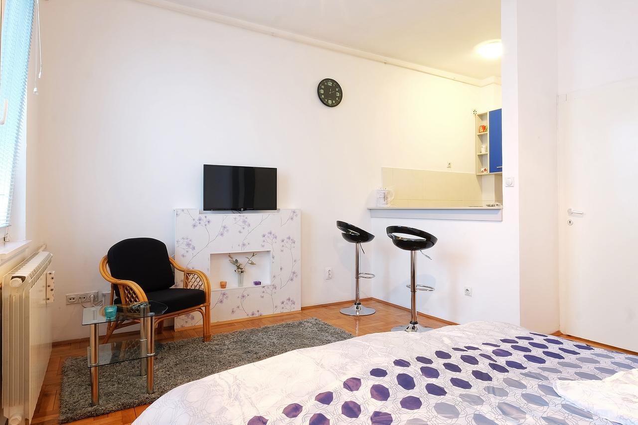 Apartment Aska Beograd Eksteriør billede